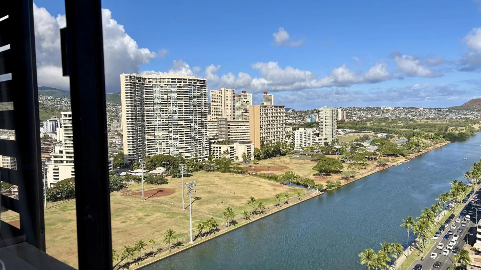 Hawaiian Monarch 2508 Condo Гонолулу США