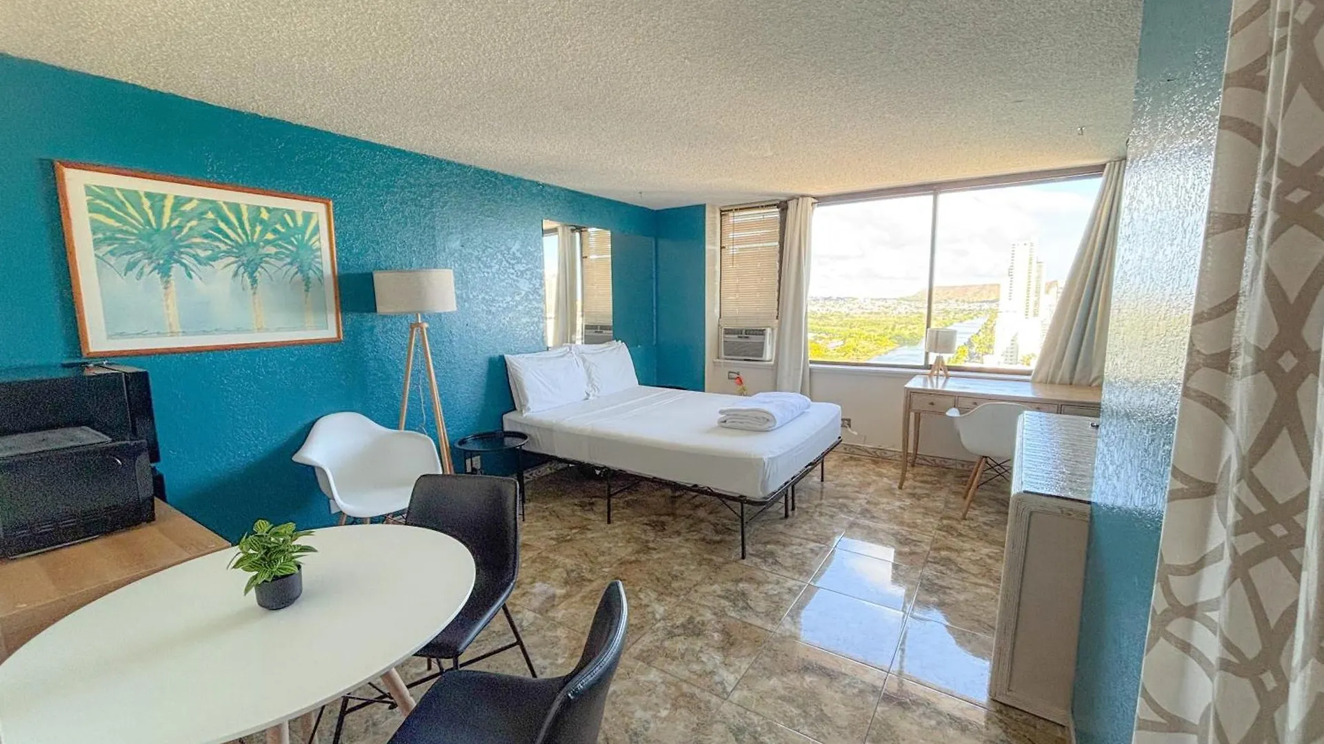 Hawaiian Monarch 2508 Condo Гонолулу